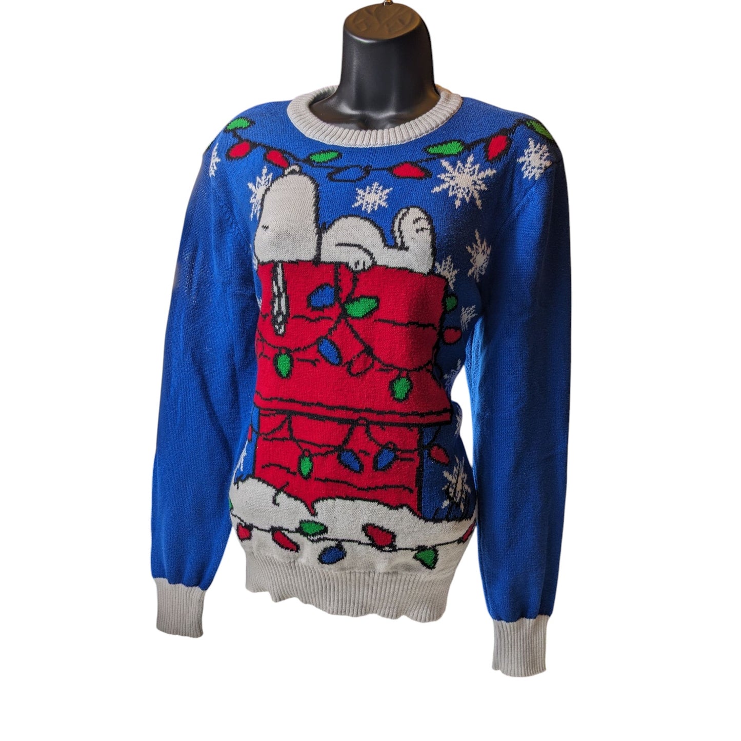 Peanuts Snoopy Christmas Sweater Womens Small Ugly Holiday Pullover Snowflakes