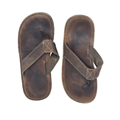 Field Gear Sandals Men 9 Brown Leather FlipFlop Outdoor Adventure Vacation Beach