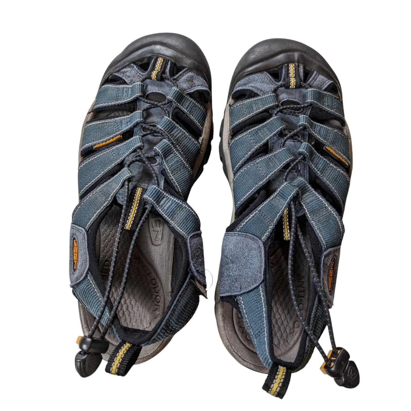 KEEN Sandals Newport H2 Mens 8 Waterproof Hiking Durable Rugged Adventure