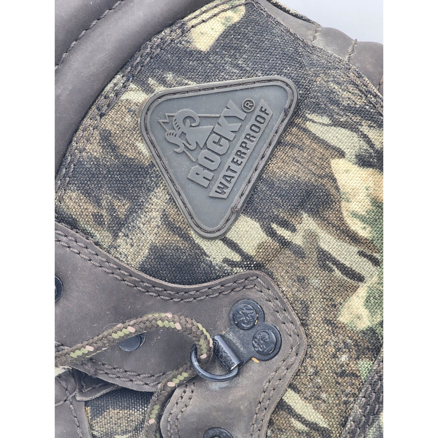 Rocky Bear Claw Boots 1000G Thinsulate Camo Hunting Boots Mens 6 Waterproof