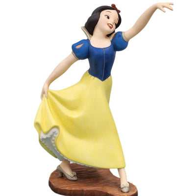 WDCC Disney Snow White Figurine The Fairest One Of All Box COA Collection