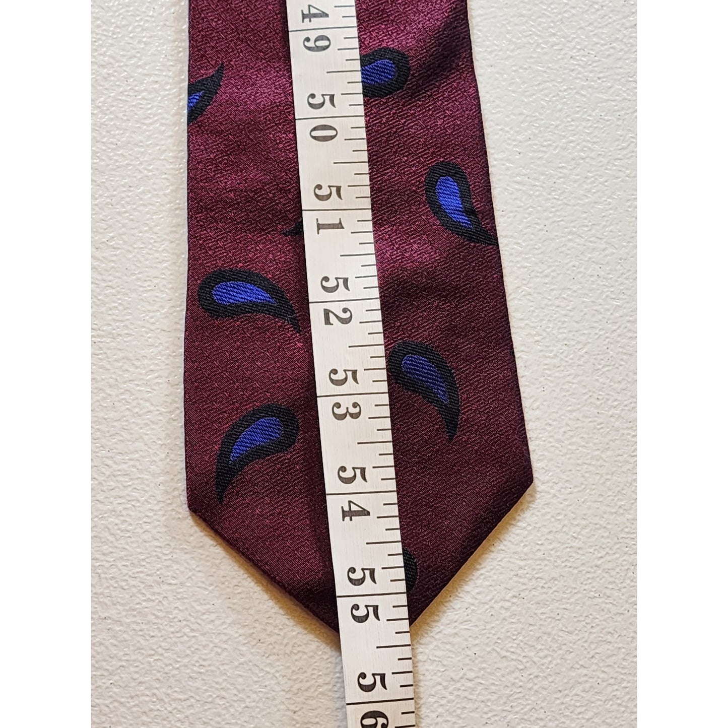 Vintage Perry Ellis Portfolio Mens Silk Tie Burgundy Paisley Italy Neckwear