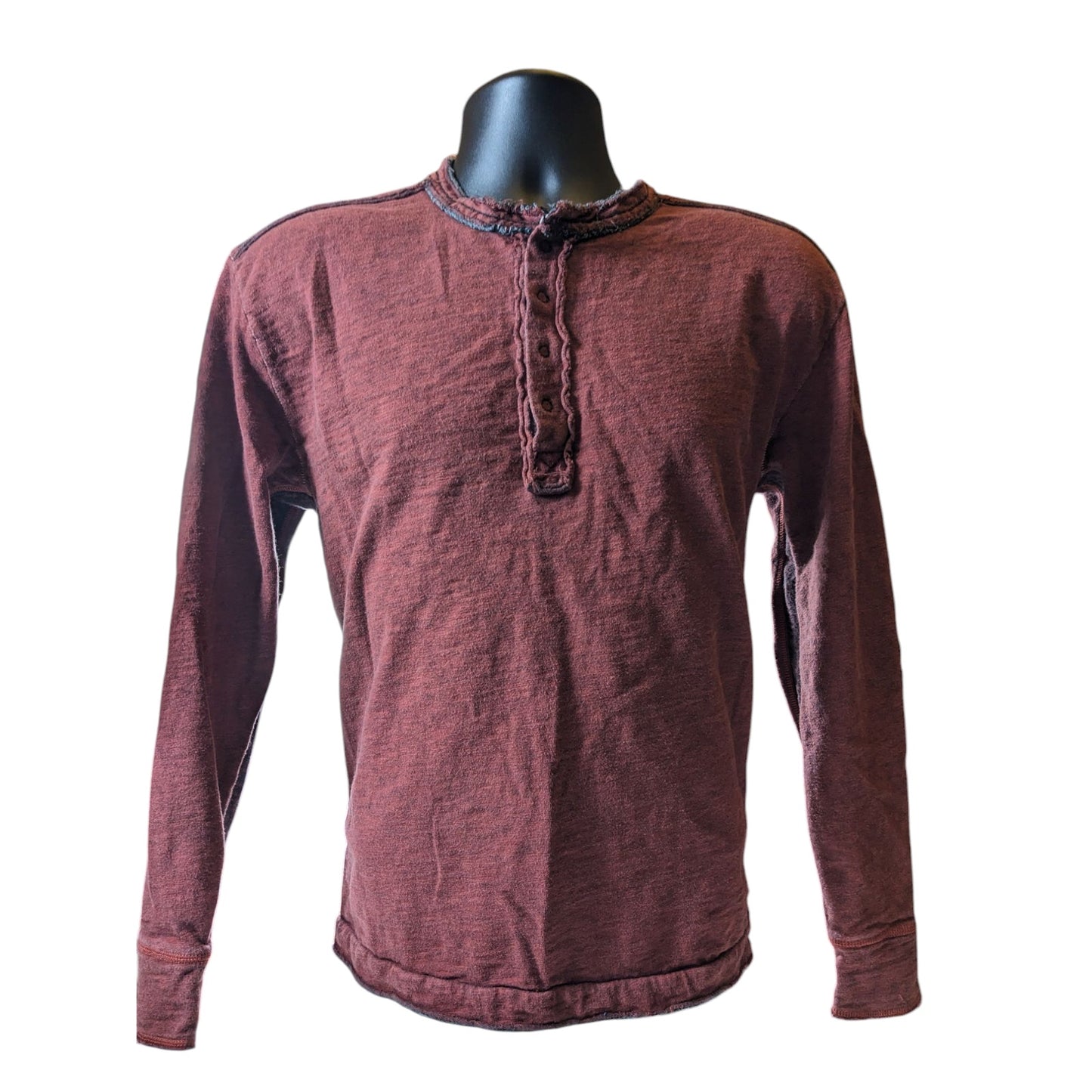 32 Bar Blues Henley Mens Medium Burgundy Long Sleeve Distressed Look Elbow Patch