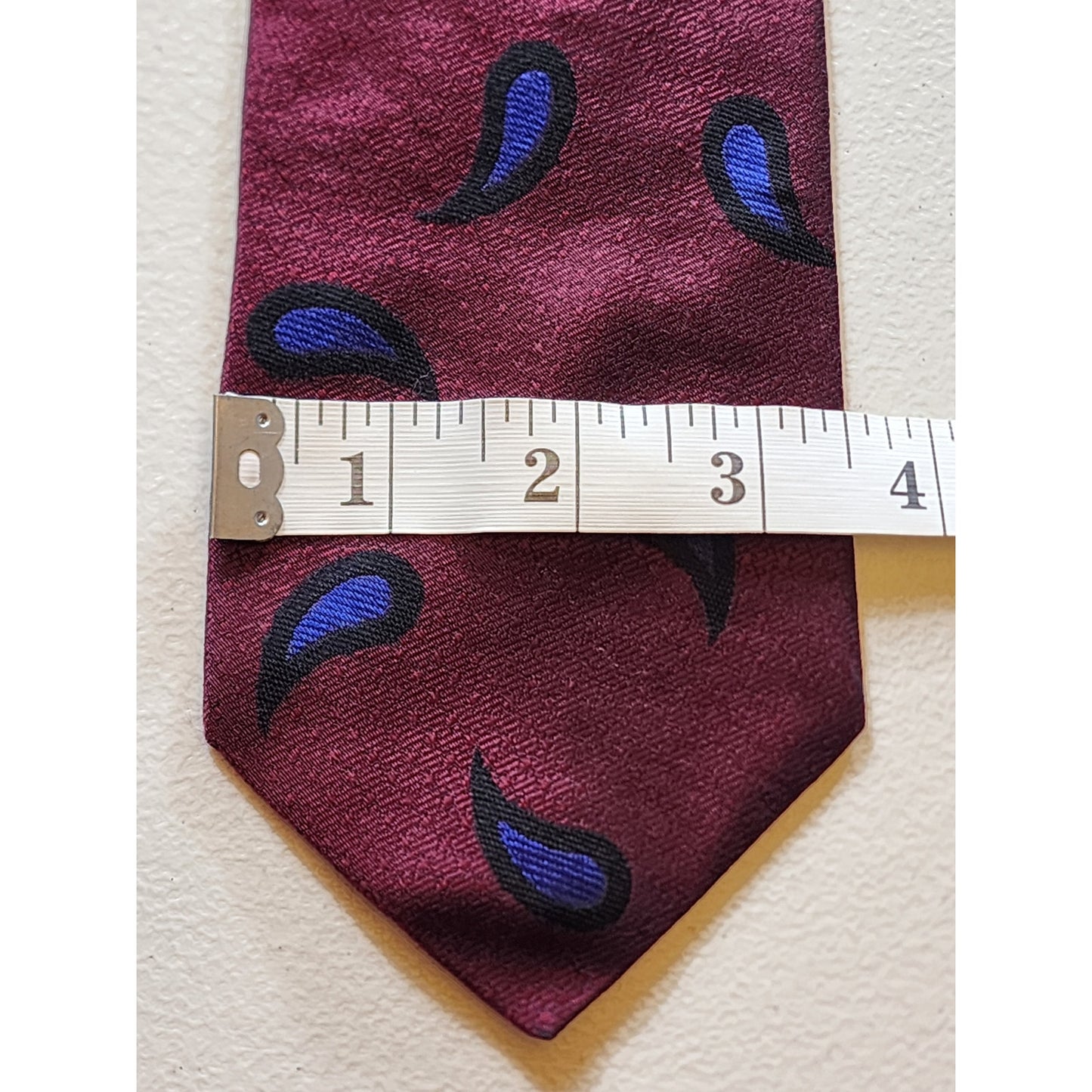 Vintage Perry Ellis Portfolio Mens Silk Tie Burgundy Paisley Italy Neckwear