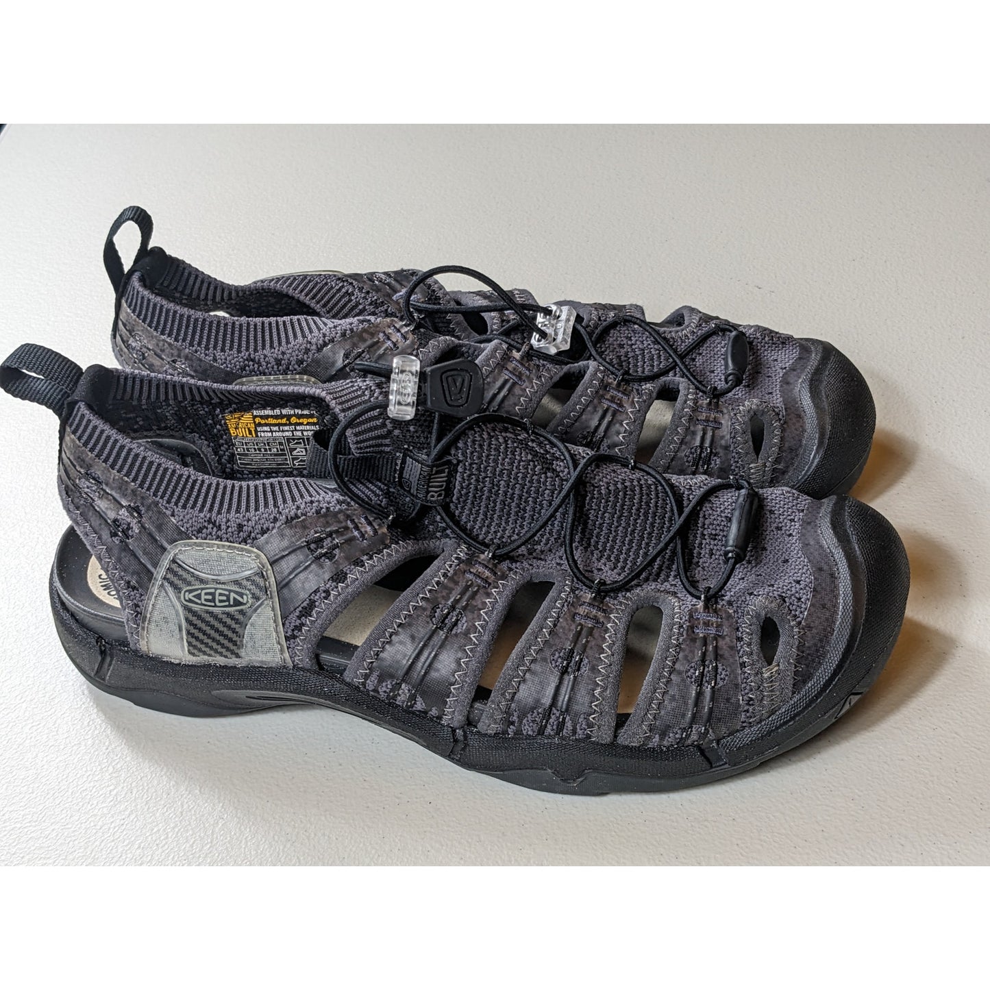 KEEN Shoes Mens 10 Waterproof Hiking Sandals Anatomical Adventure Open Toe