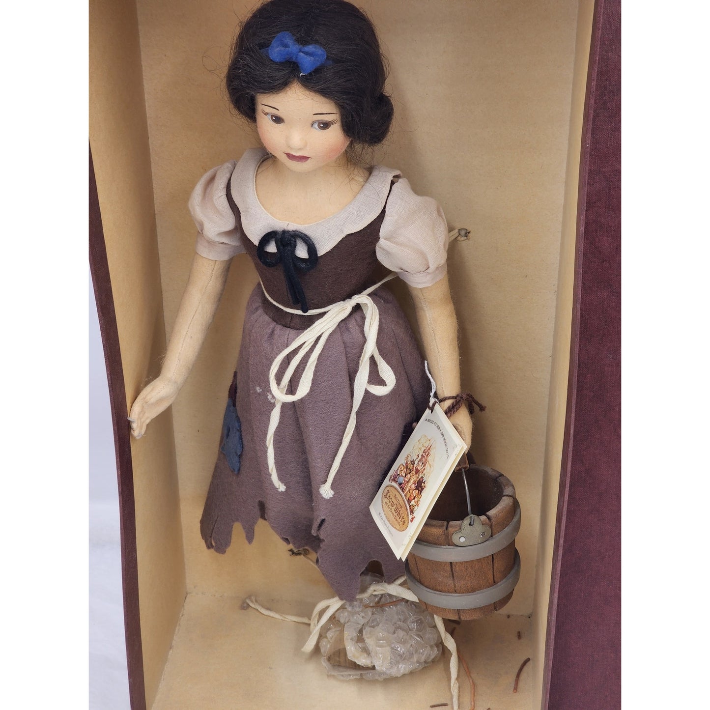 R John Wright Disney Snow White In Rags Princess 0296/1000 Felt Doll Vintage Box