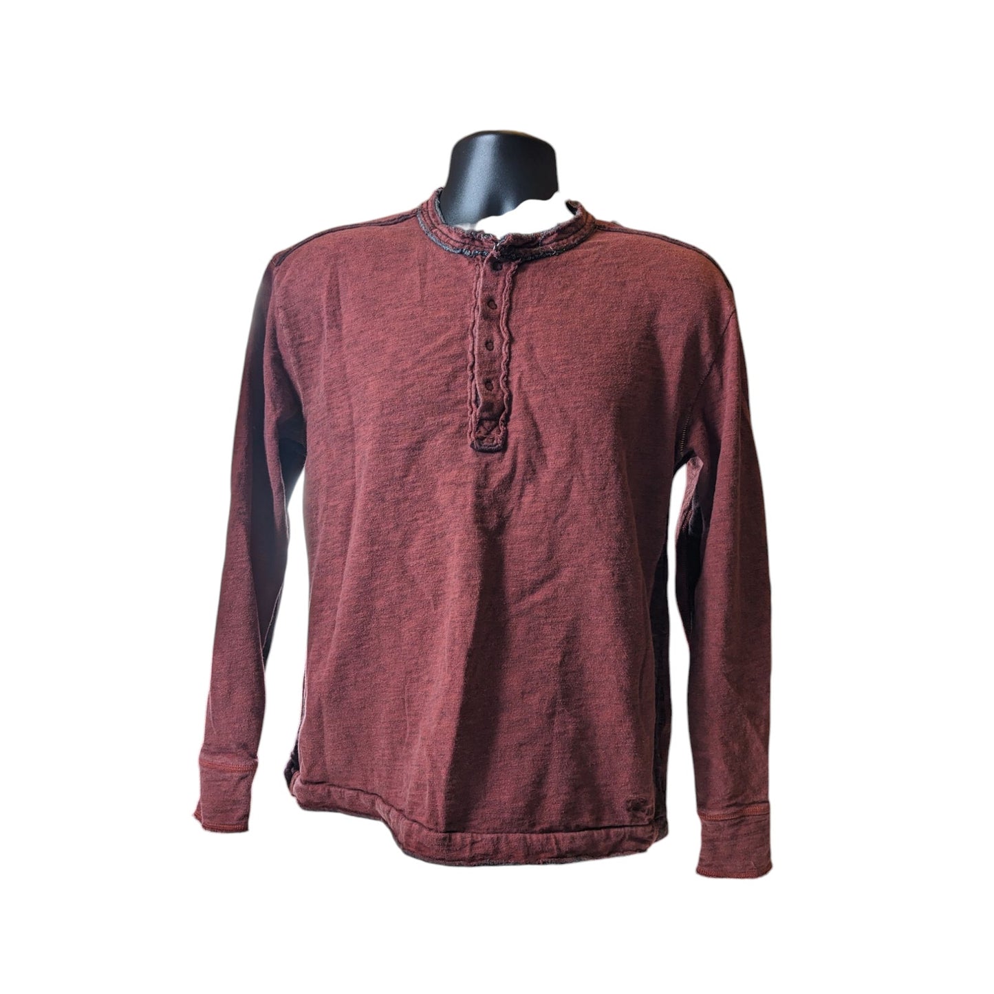 32 Bar Blues Henley Mens Medium Burgundy Long Sleeve Distressed Look Elbow Patch