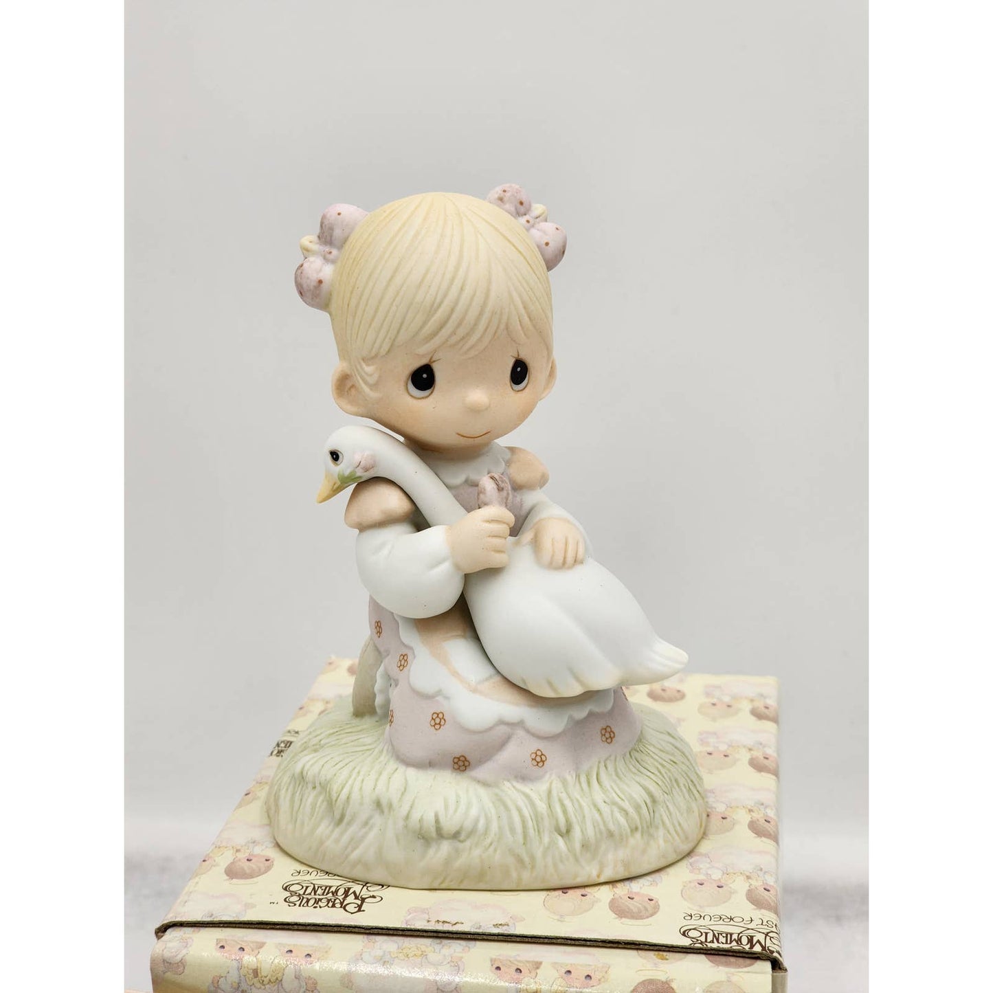 Precious Moments Figurine God Is Love E-5213 Christianity Vintage Box Tags