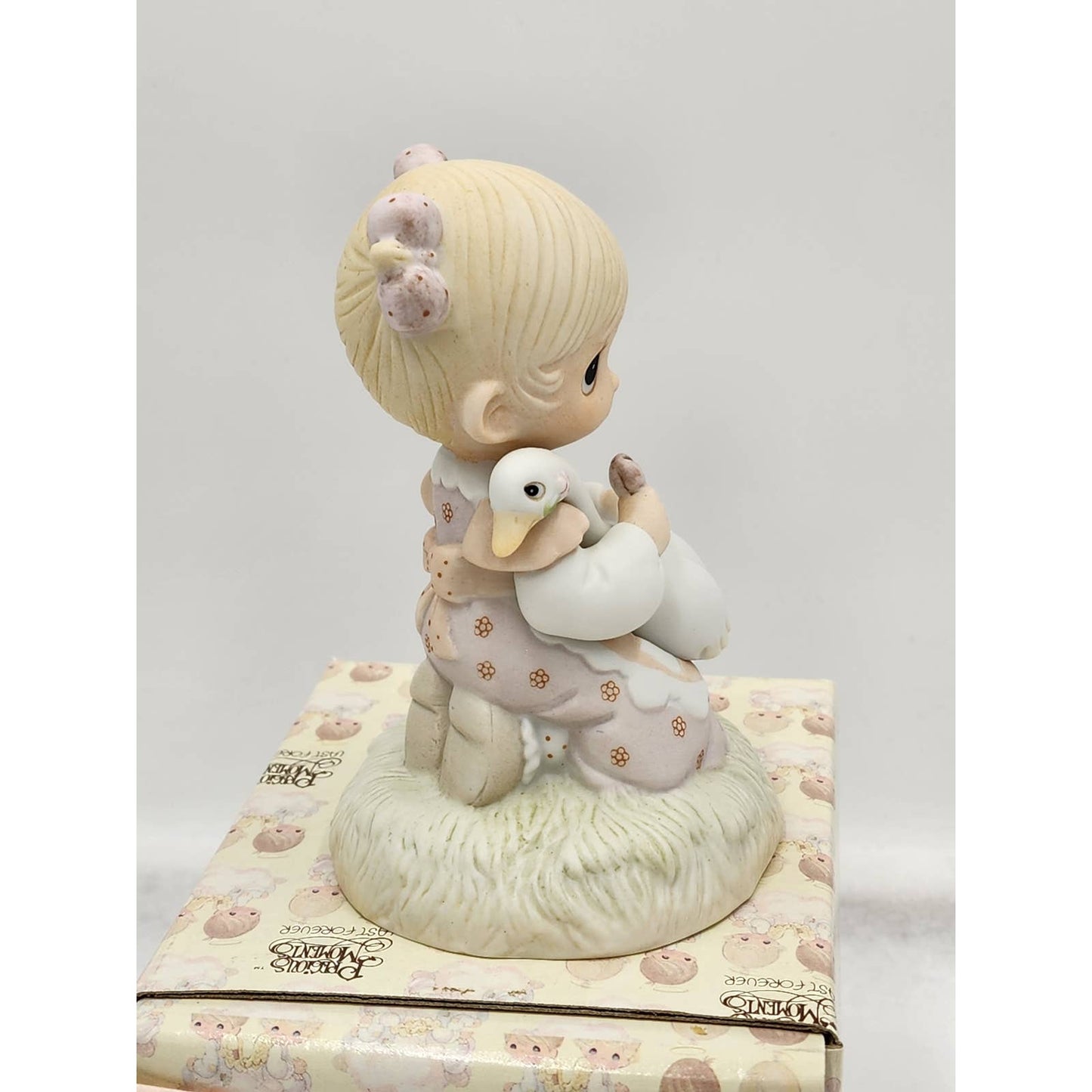 Precious Moments Figurine God Is Love E-5213 Christianity Vintage Box Tags