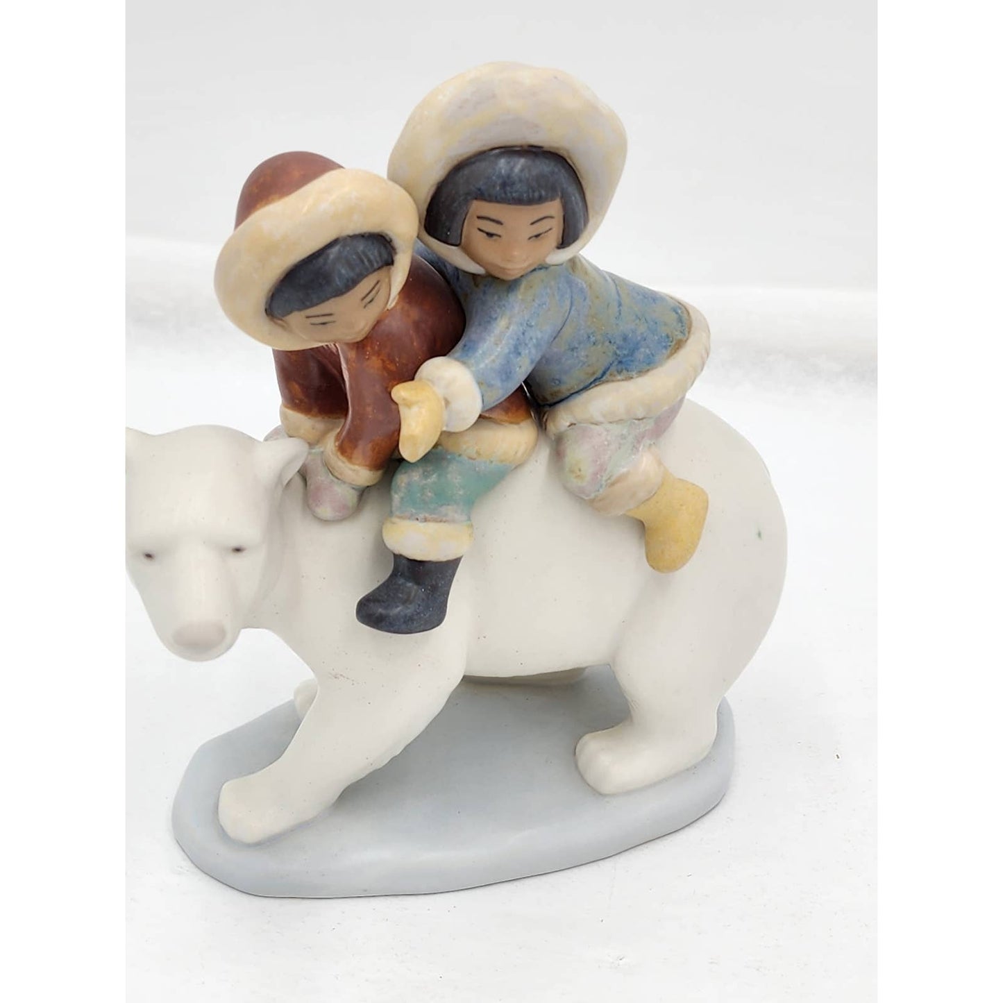 Lladro Figurine Eskimo Rider 2270 Inuit Children Riding Polar Bear Winter Retire