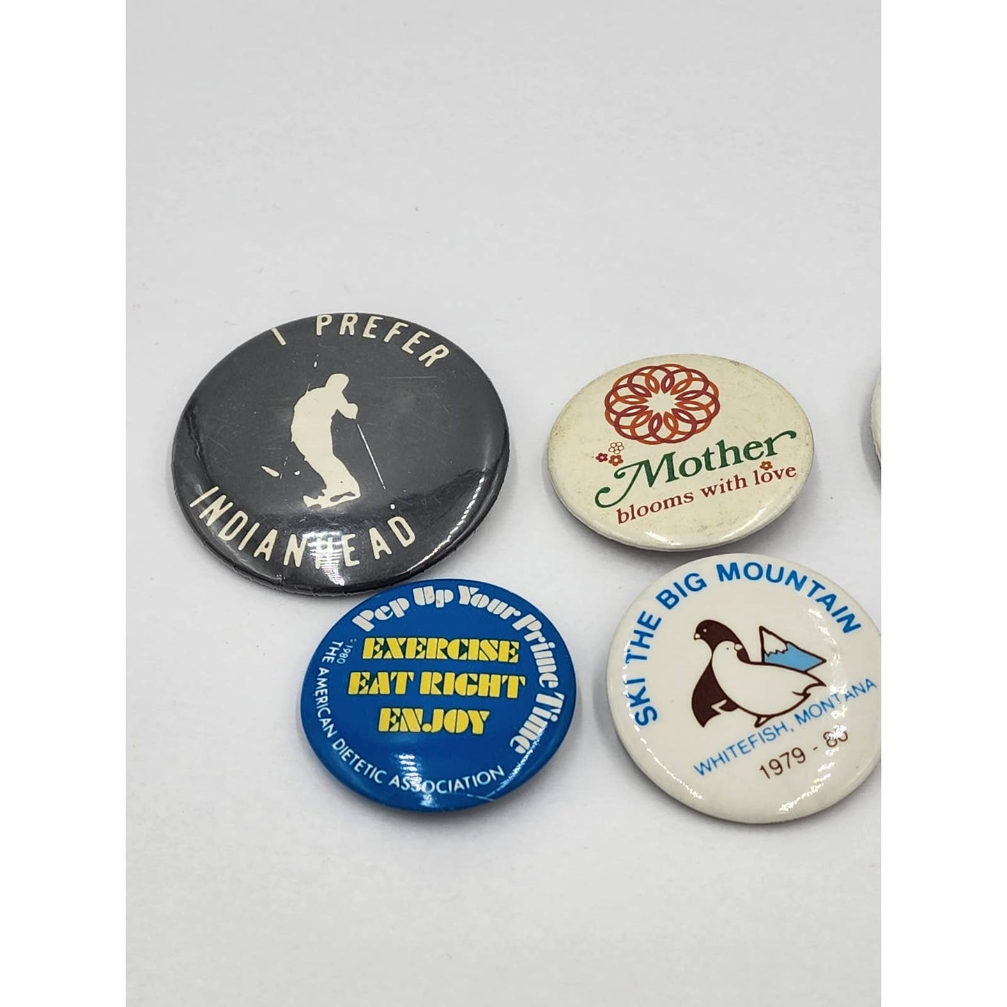 Vintage Buttons Lot 7 Praise Lord IndianHead Therapy Big Mountain Pins Pinback