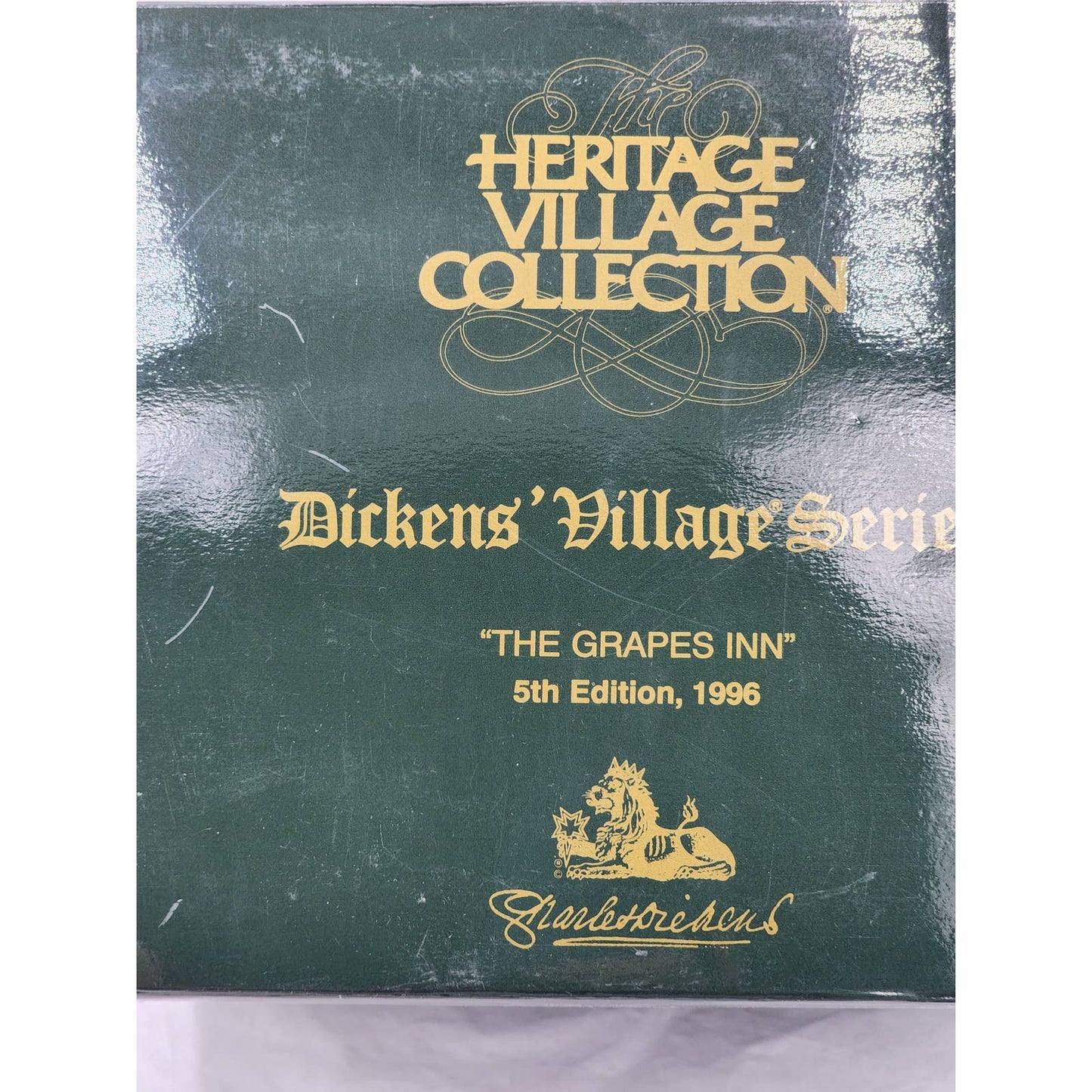 Heritage Village Collection Grapes Inn Charles Dickens Colonial Village W/Box