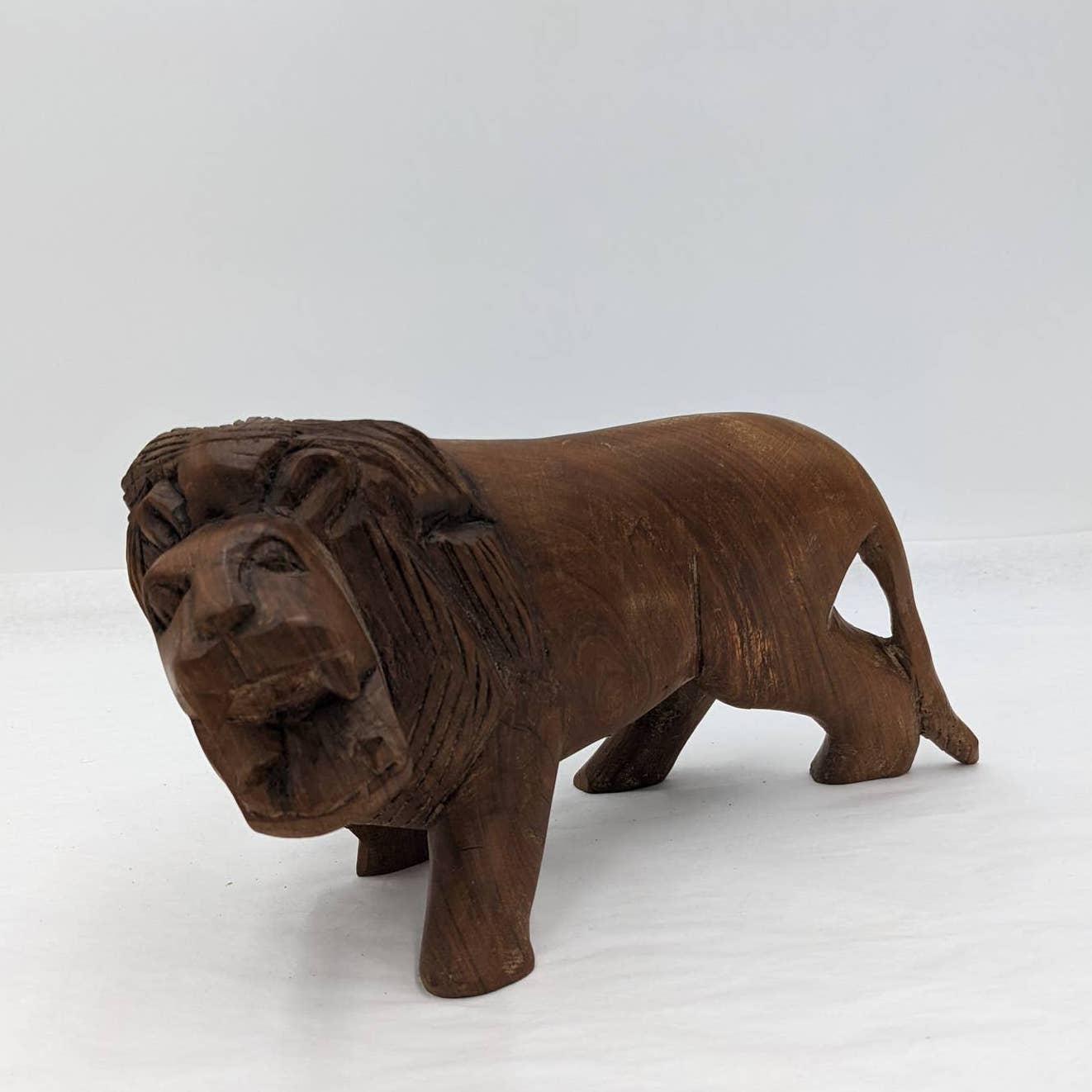 Vintage African Lion Hand Carved In Kenya 6x5x11