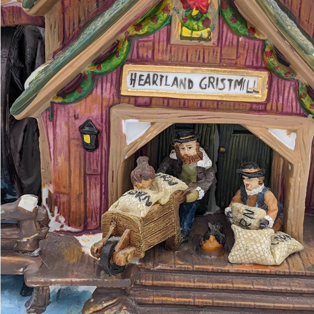 Heartland Gristmill Santa Workbench Christmas Village Towne Collection With Box