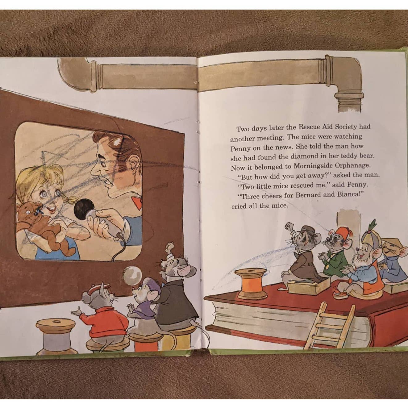 Vintage 1977 Walt Disney The Rescuers Childrens Book Wonderful World Of Reading