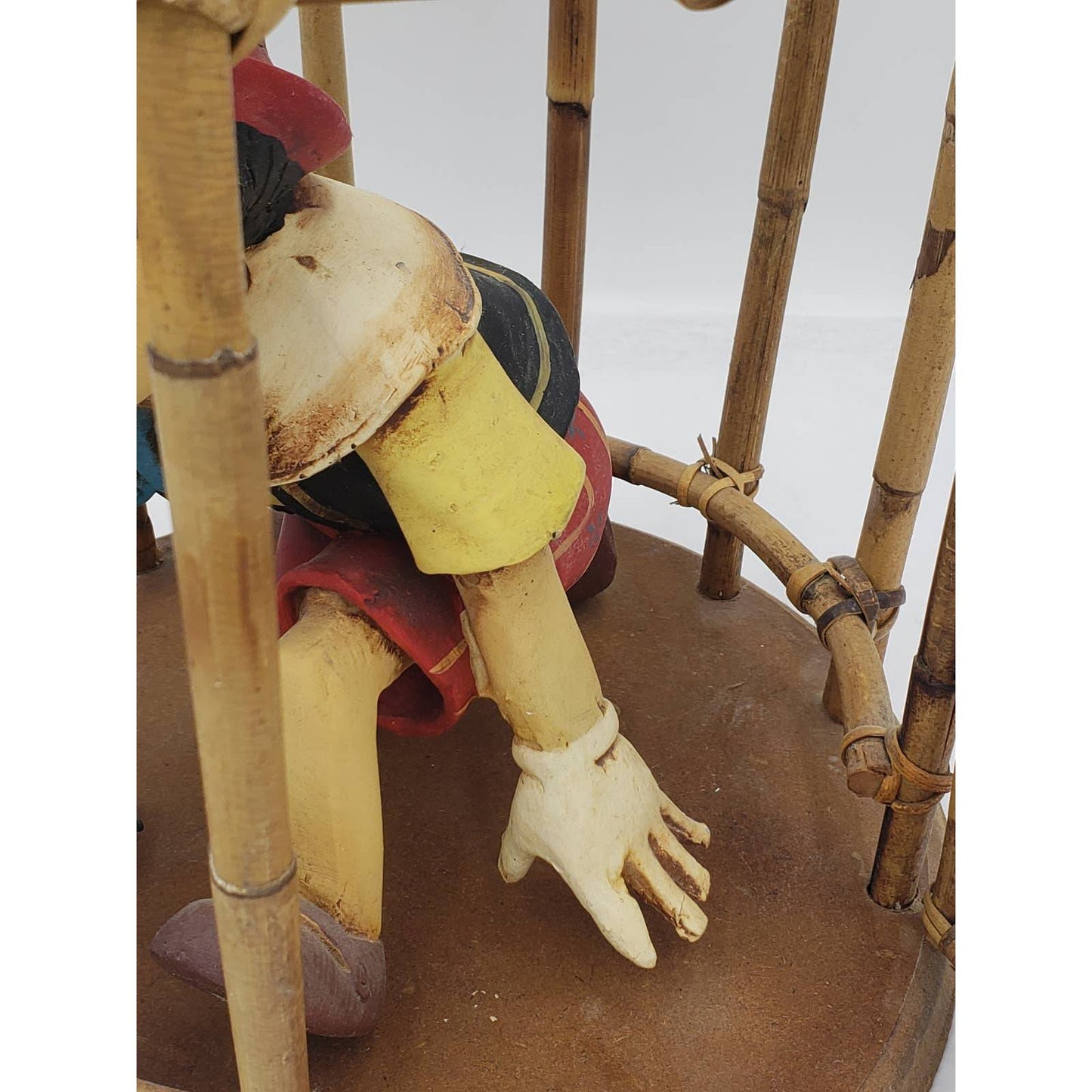 VTG Rare Walt Disney Pinocchio Jiminy Cricket Bamboo Cage that Opens and Hangs