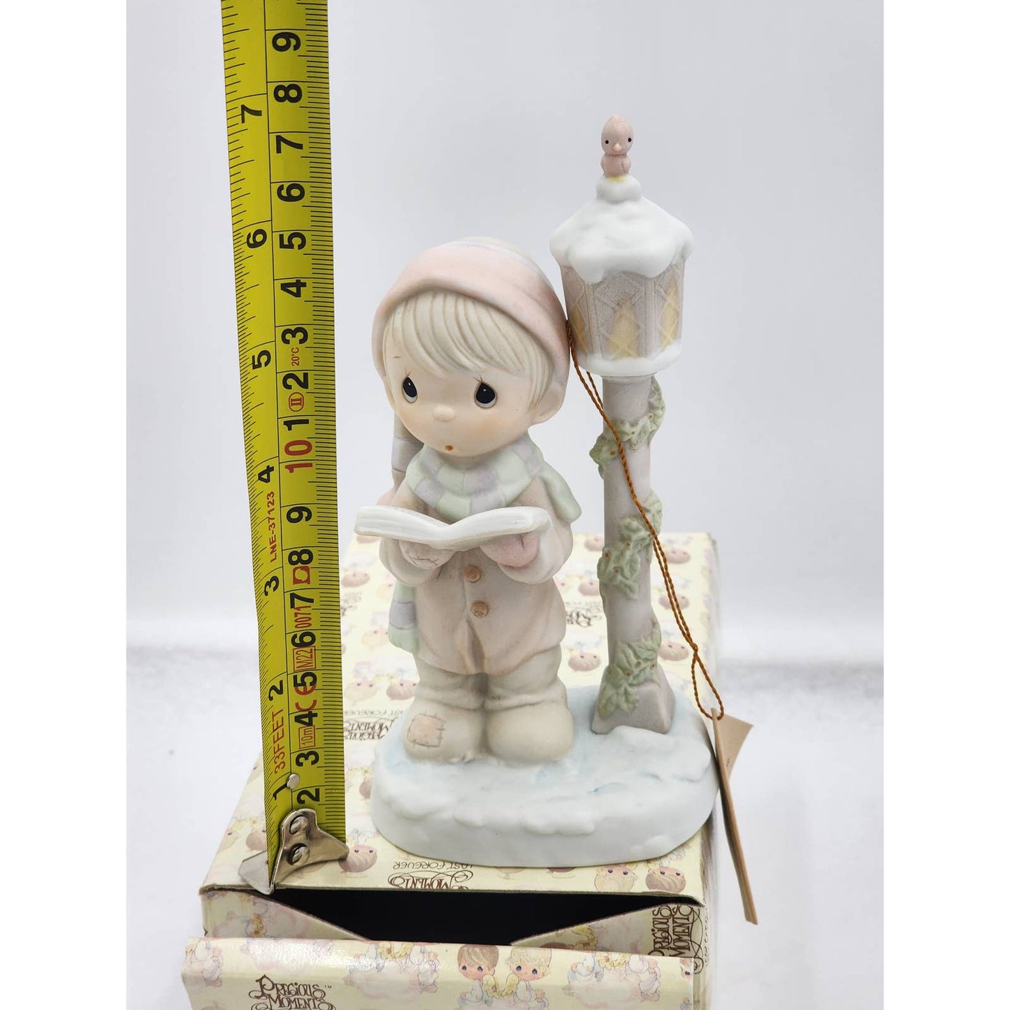 Precious Moments Figurine O Come All Ye Faithful Caroler E-2353 Box Tags