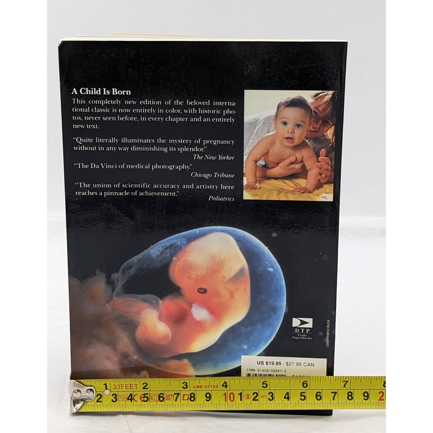 A Child Is Born By Lennart Nilsson Paperback Pregnancy Childbirth Labor Delivery