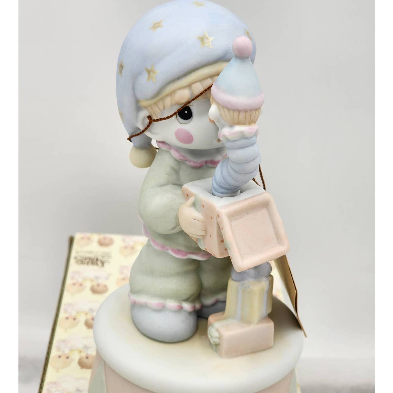 Precious Moments Figurine God Sent You Just In Time 15504 Music Box 1985 Box Tag