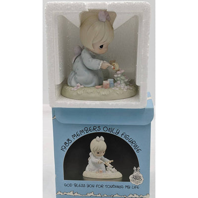 Precious Moments Members Only Figurine God Bless You For Touching My Life W/Box