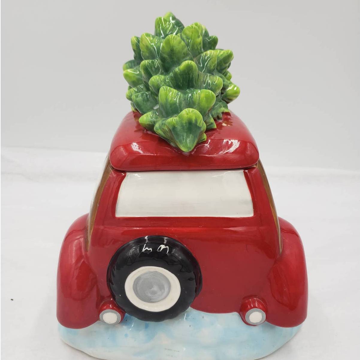 VTG Red Woody Station Wagon Cookie Jar w/Christmas Tree Roof Cover Holiday Time