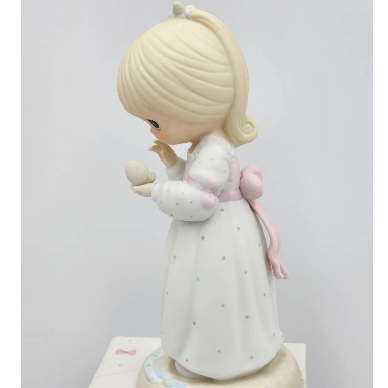 Precious Moments Figurine We Are All Precious In His Sight 102903 1987 Box Tags