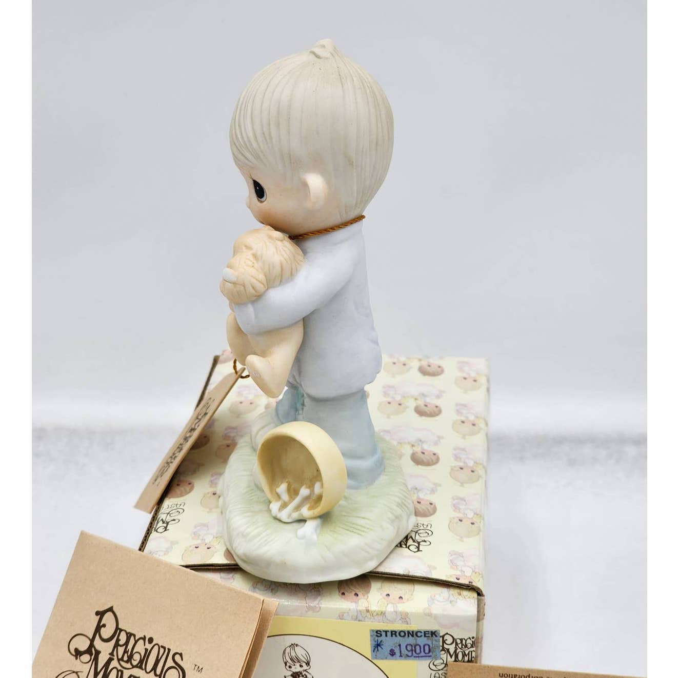 Precious Moments Figurine Blessed Are The Peacemakers E-3107 Box Tags