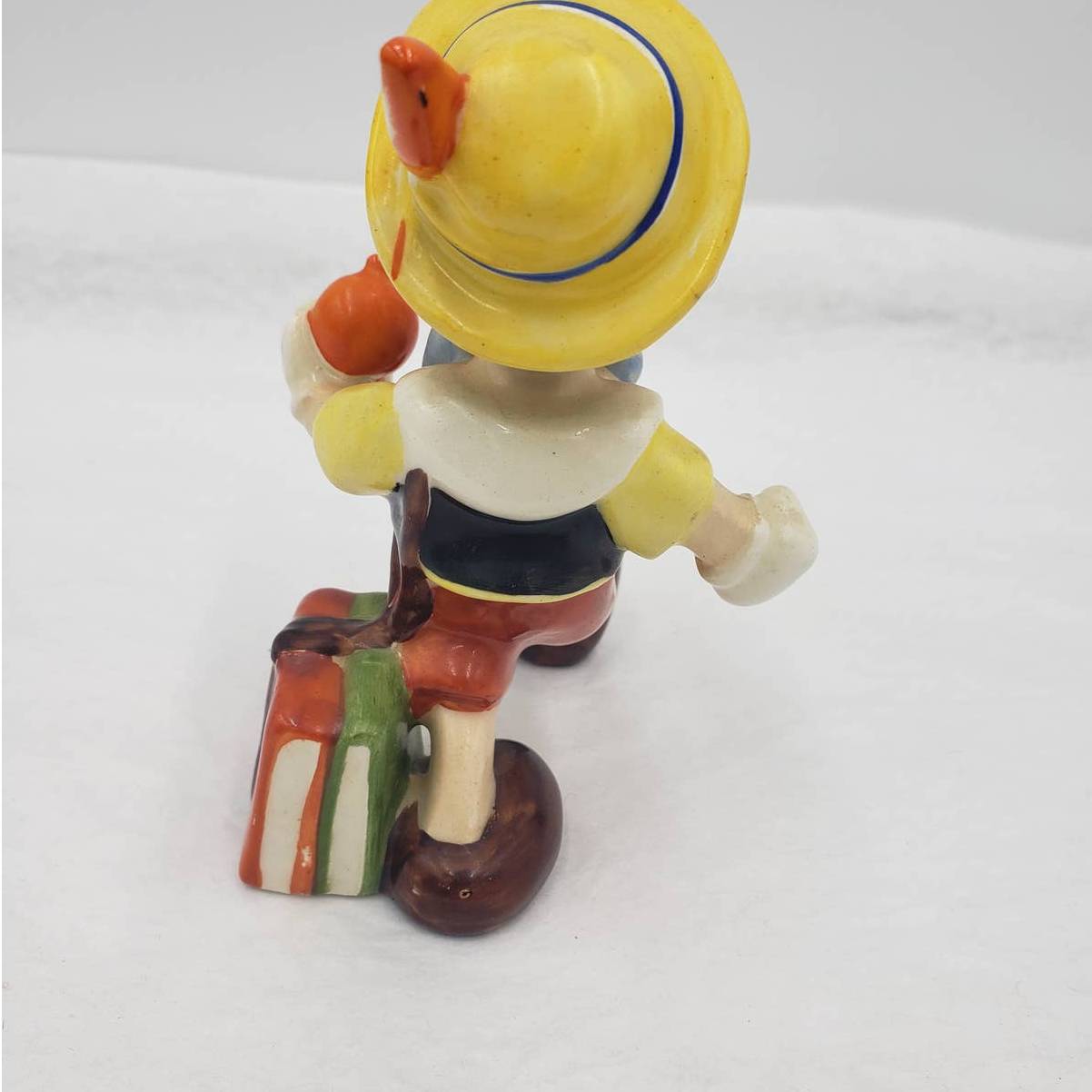 Goebel Pinocchio Germany Walt Disney Character Figurine Walking w/Apple