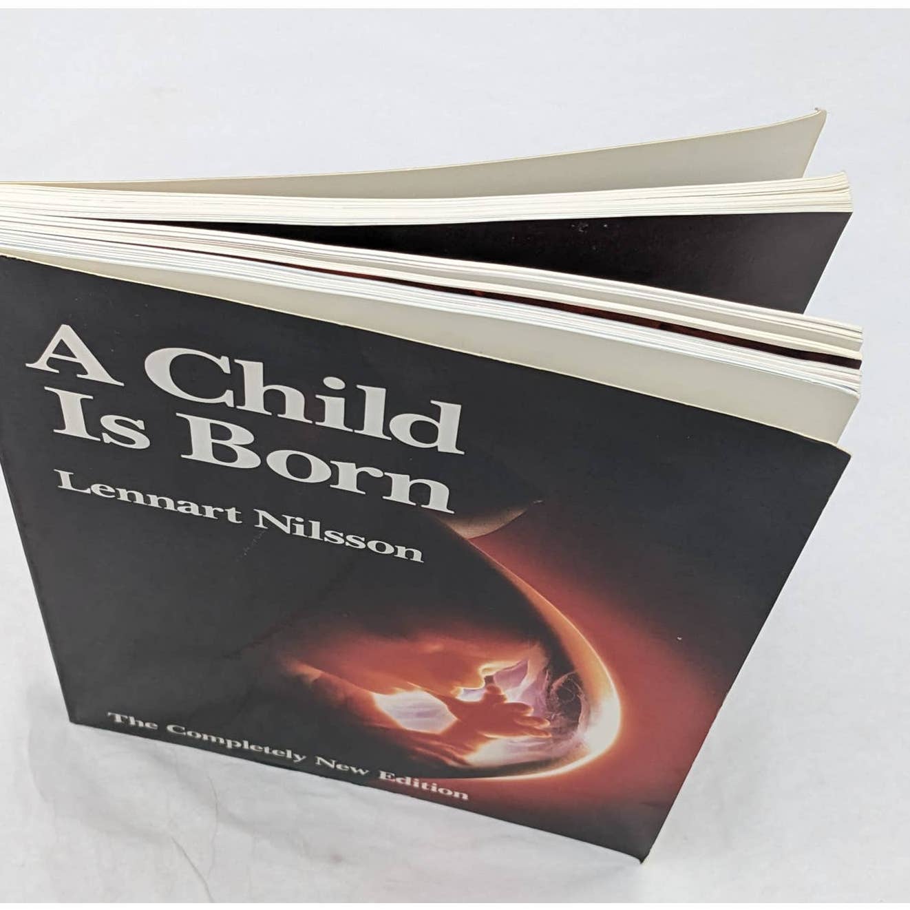 A Child Is Born By Lennart Nilsson Paperback Pregnancy Childbirth Labor Delivery