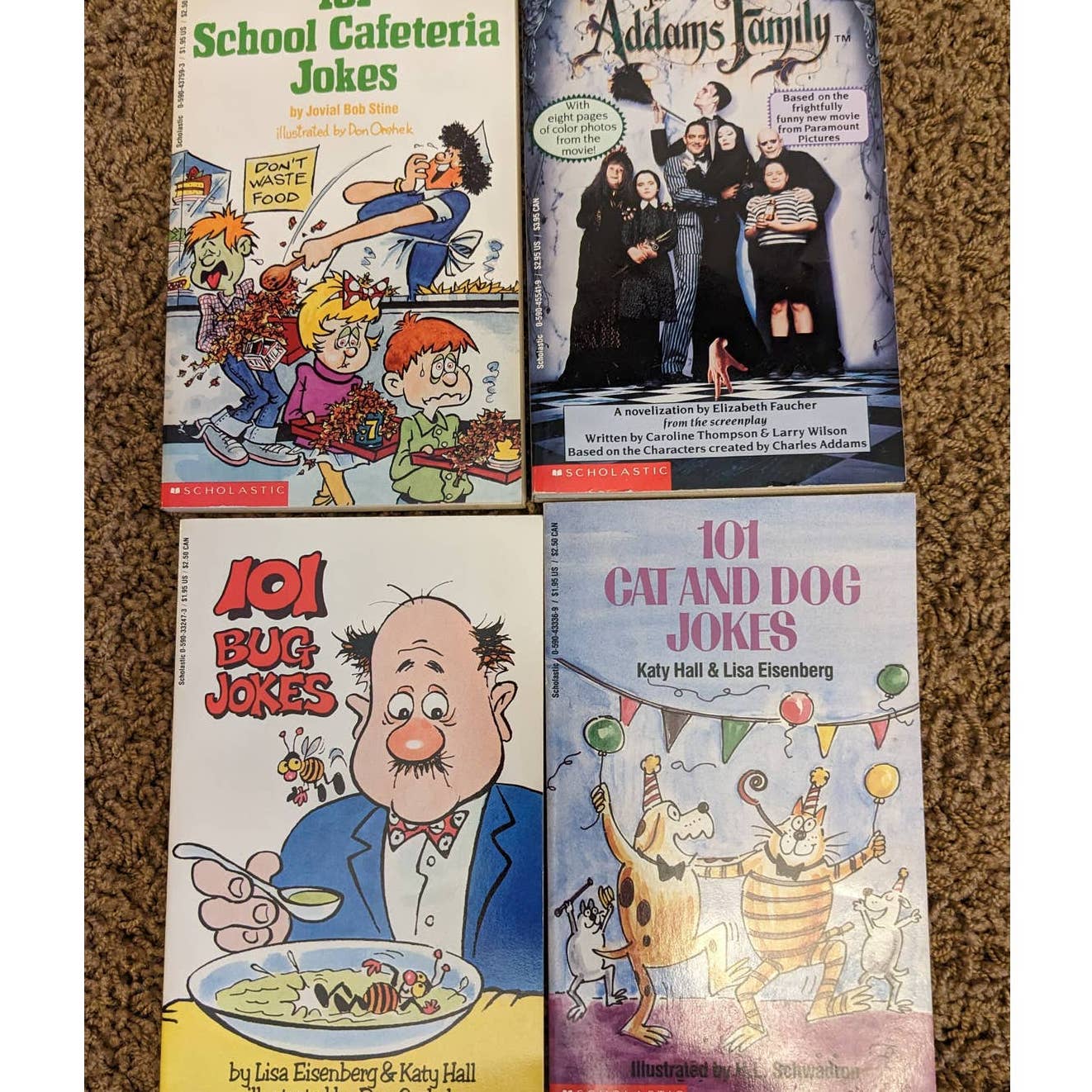 Scholastic Lot 14 Paperback Childrens Books Jokes, Santa Claus, Goosebumps