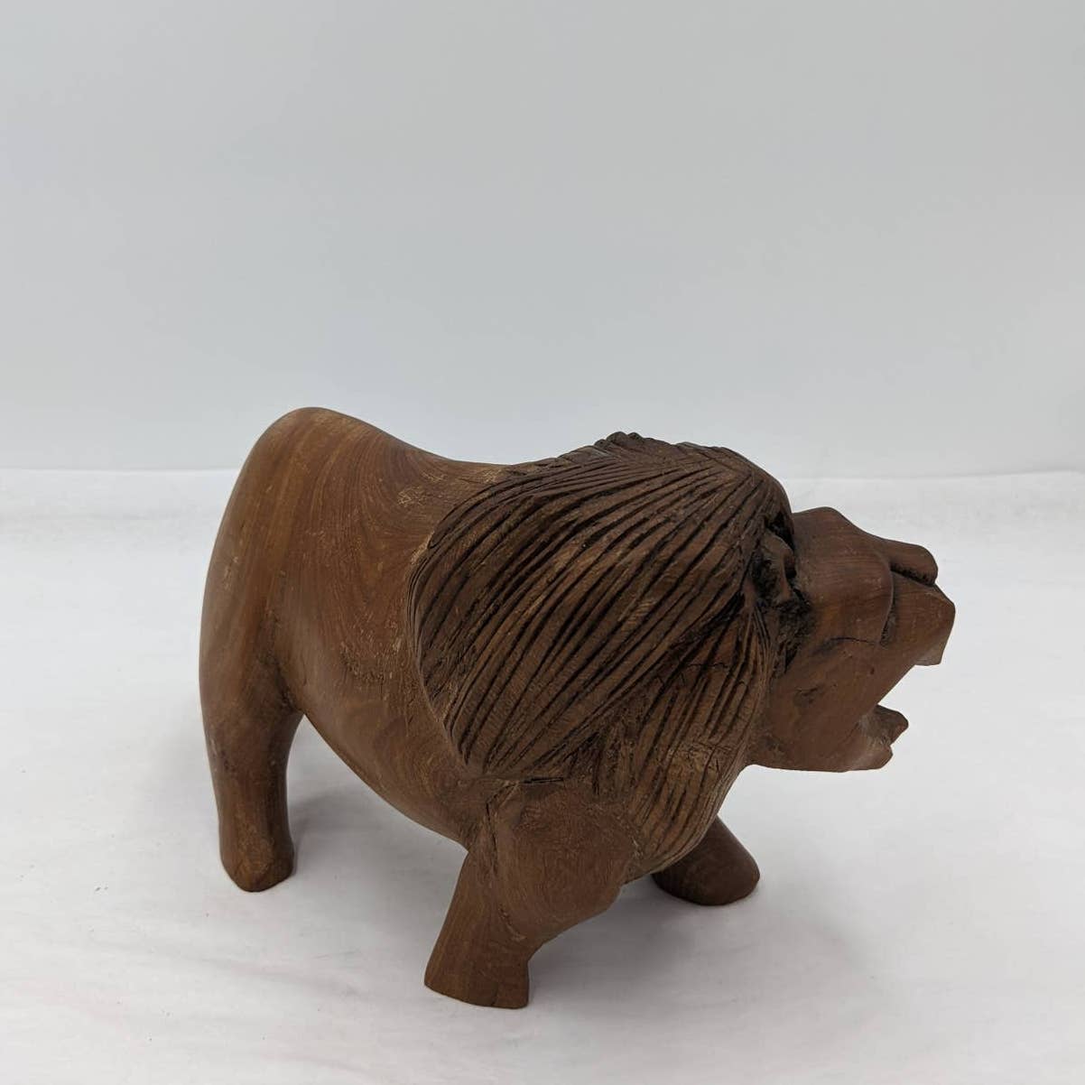 Vintage African Lion Hand Carved In Kenya 6x5x11