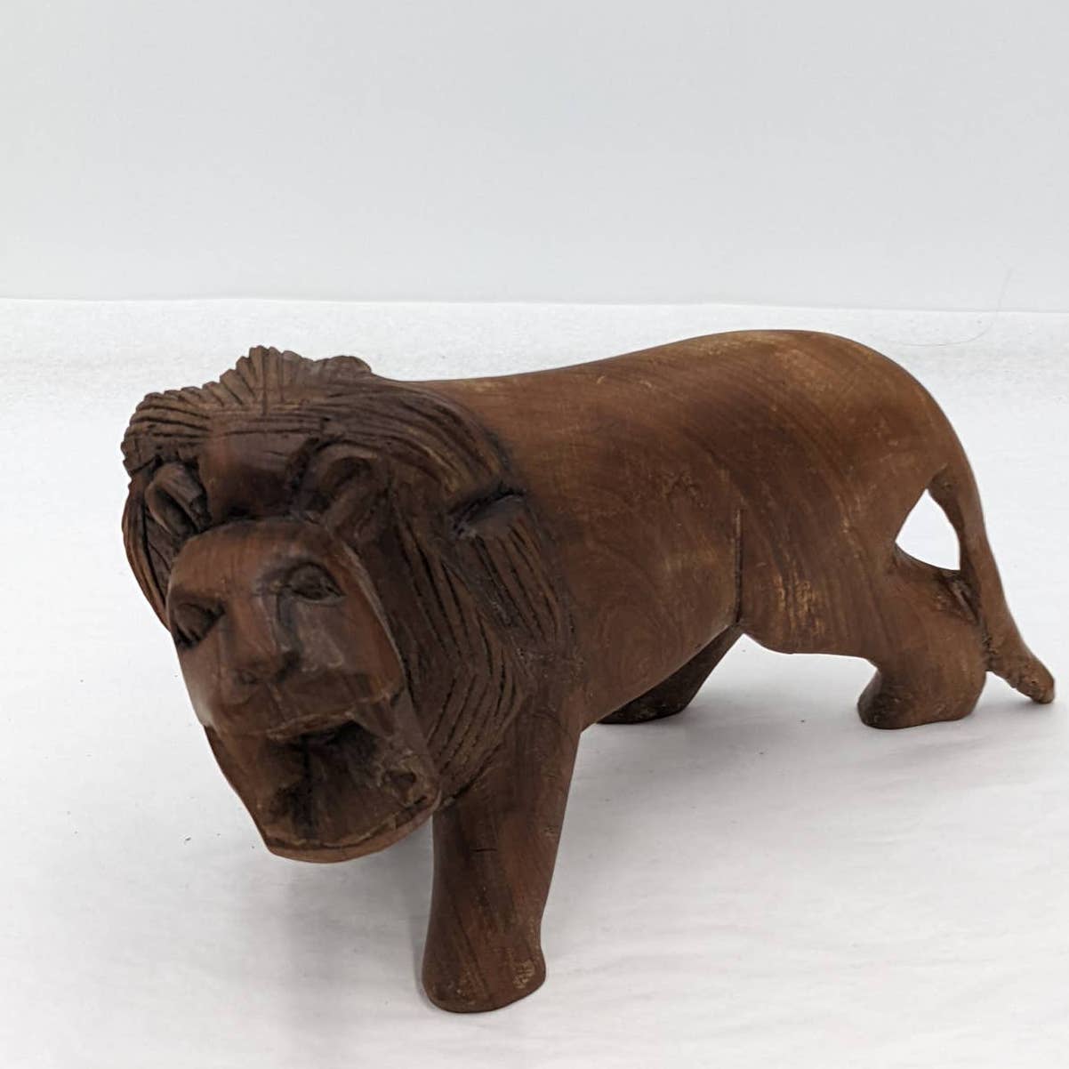 Vintage African Lion Hand Carved In Kenya 6x5x11