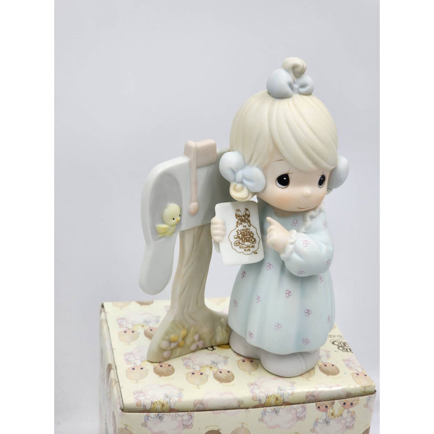 Precious Moments Figurine Sharing The Good News Together Vintage 1991 W/Box Tags