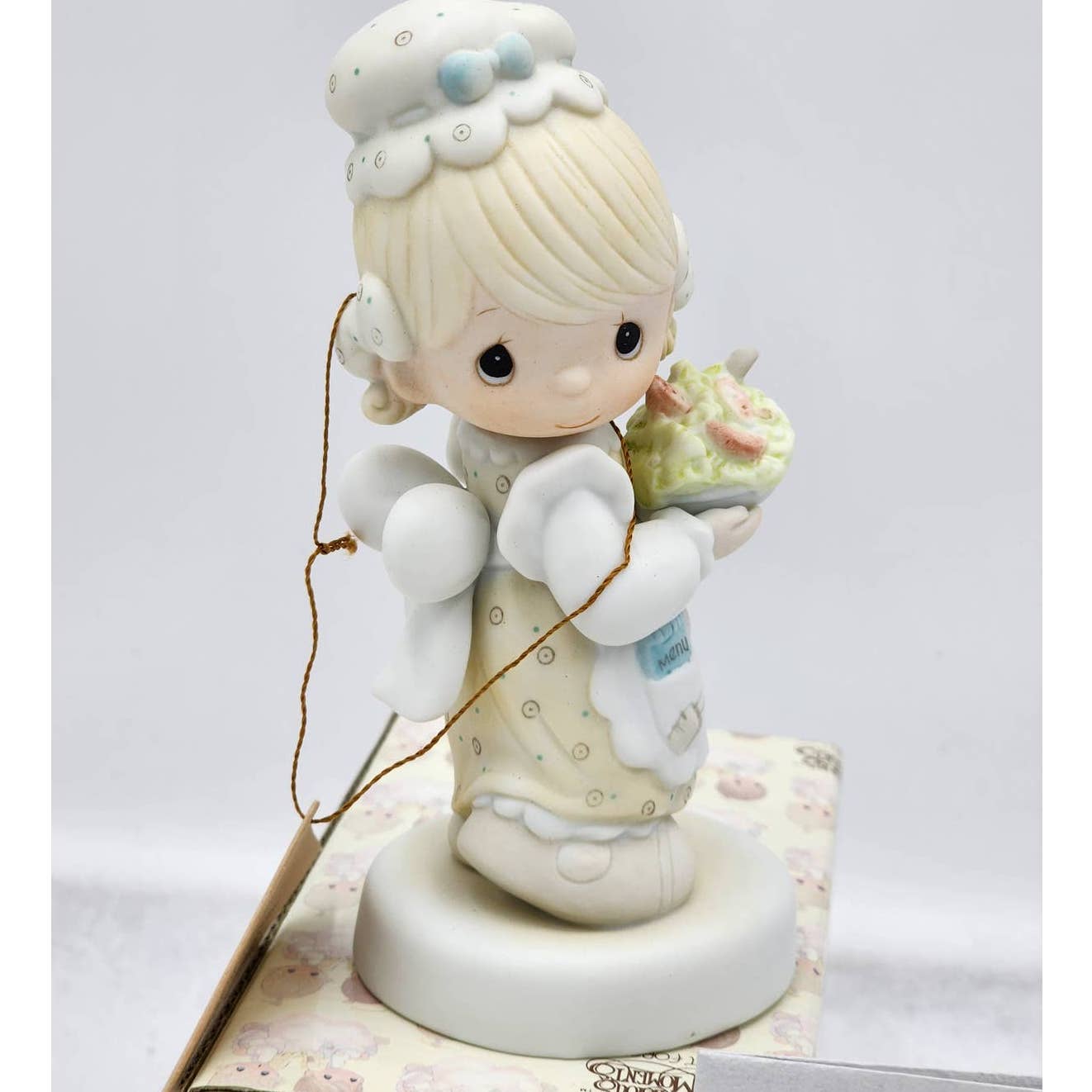 Precious Moments Figurine There Is Joy In Serving Jesus E-7157 Vintage Box Tags