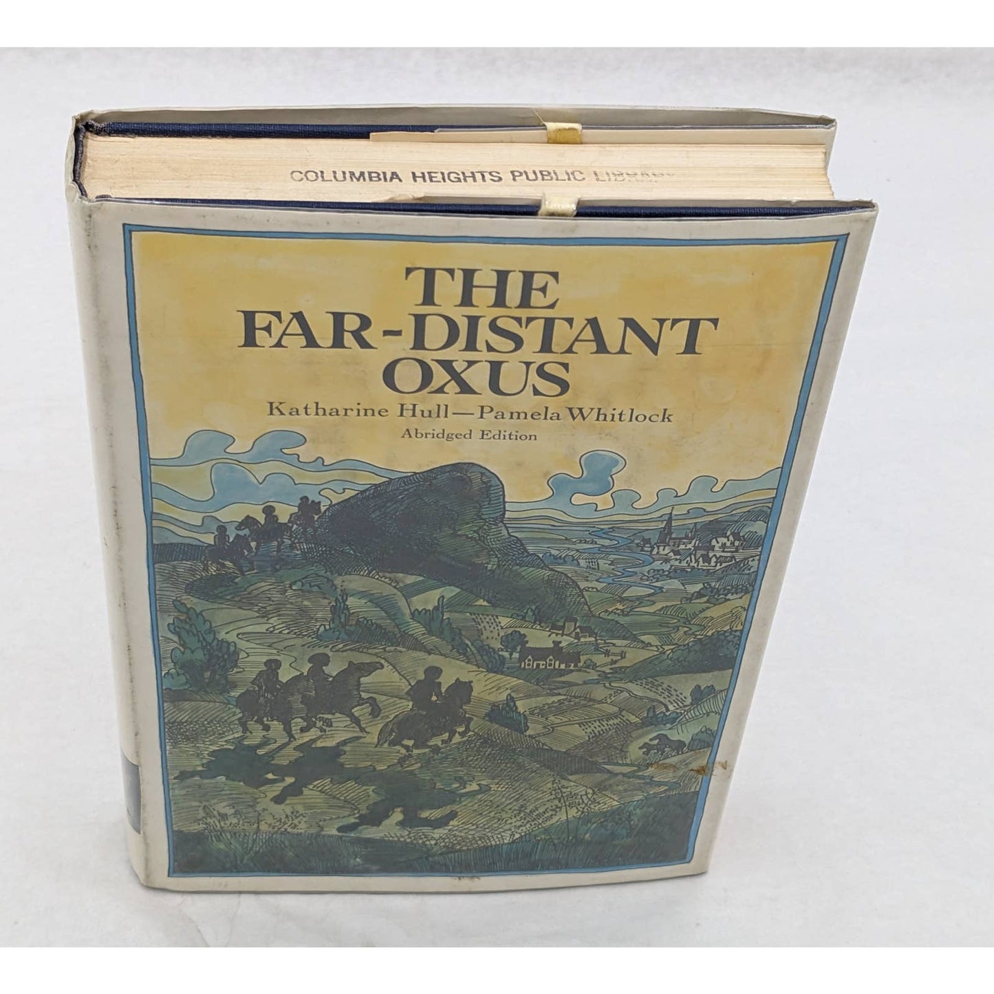 Far-Distant Oxus By Katharine Hull Pamela Whitlock Abridged Edition Vintage 1969