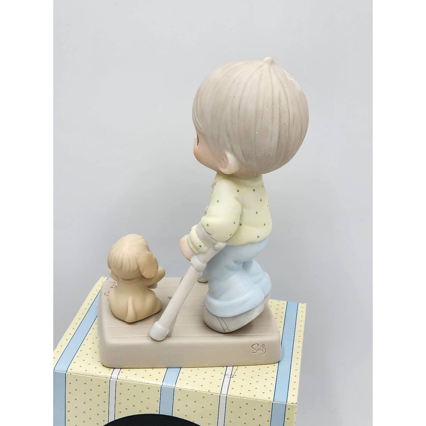 Precious Moments Figurine Blessed Are That Overcome 115479 Dog Boy 1987 Box Tags