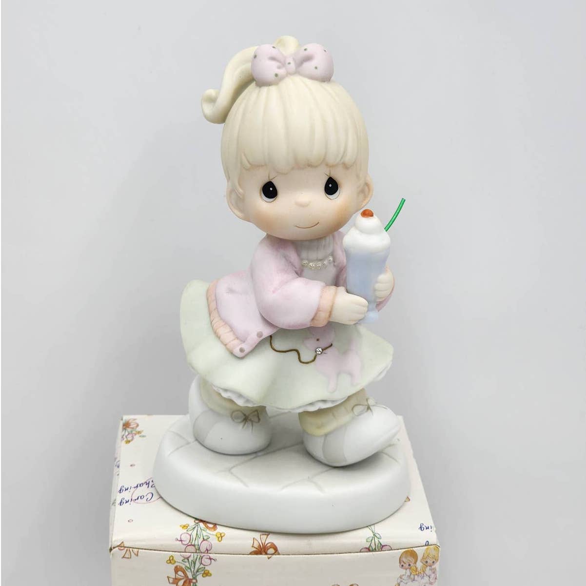 Precious Moments Figurine Our Club Is Soda-Licious 1996 Members Only PM962 Box