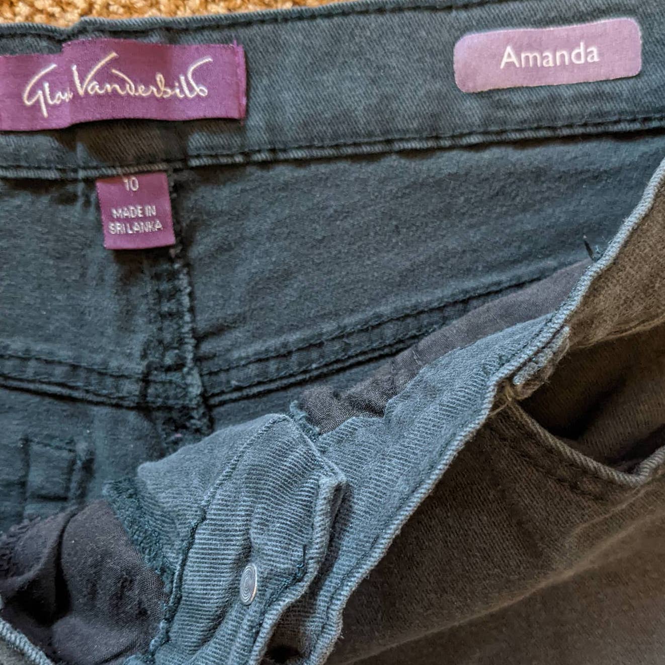 Gloria Vanderbilt Amanda Womens Jeans Size 10 – Every Need Warehouse