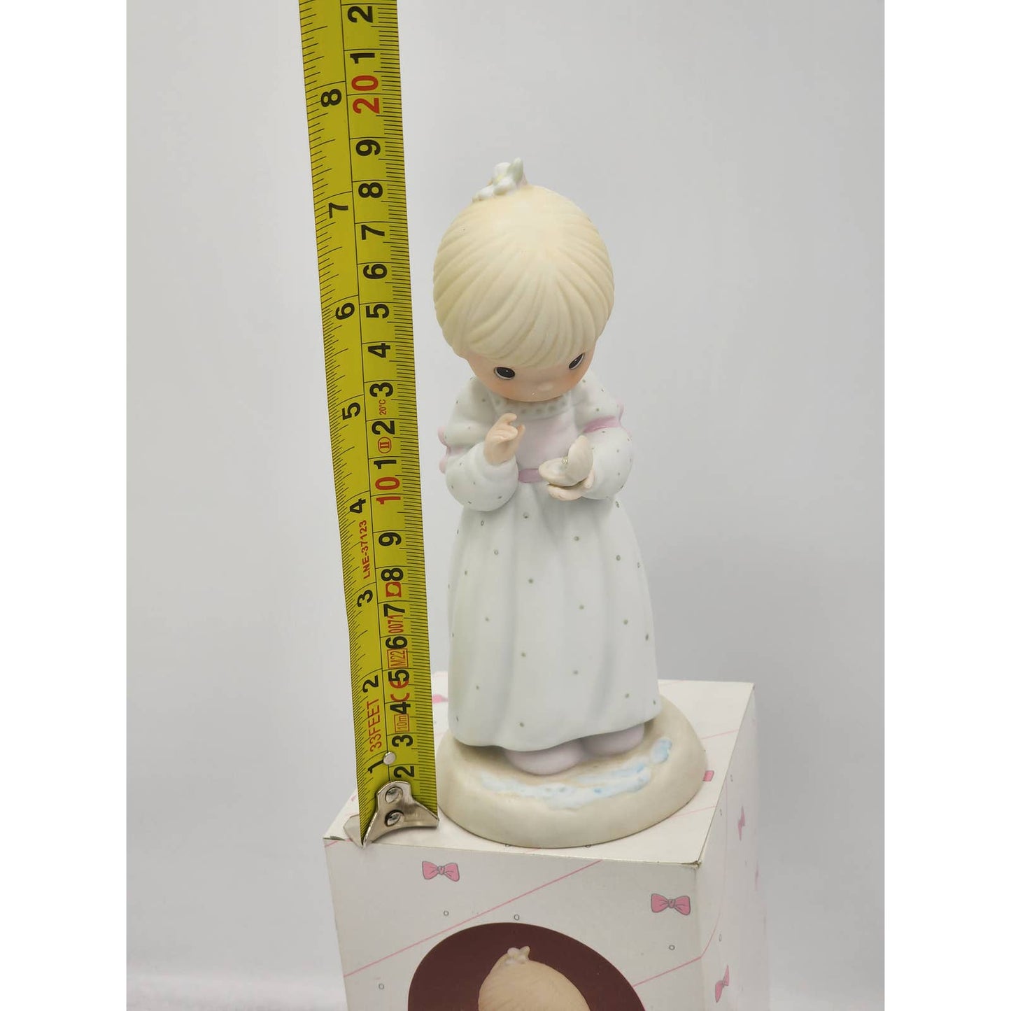 Precious Moments Figurine We Are All Precious In His Sight 102903 1987 Box Tags