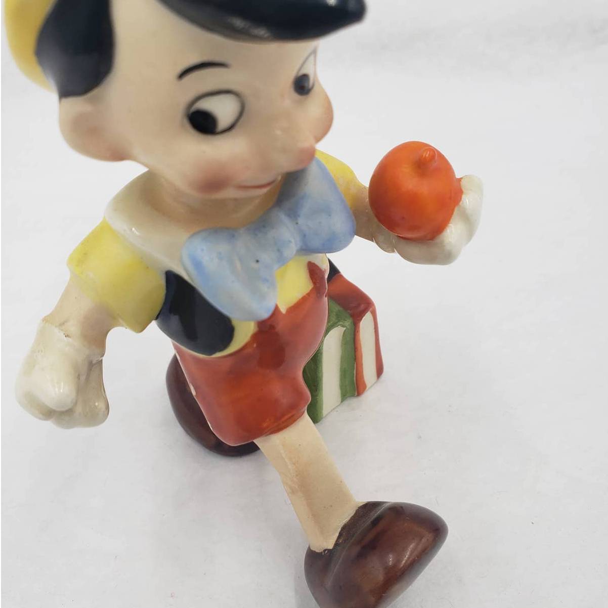 Goebel Pinocchio Germany Walt Disney Character Figurine Walking w/Apple