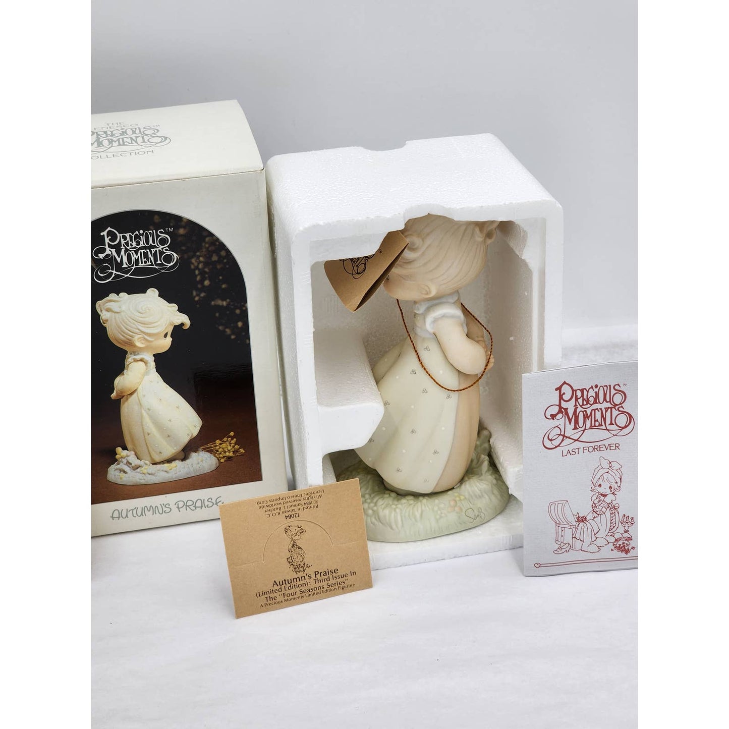 Precious Moments Figurine Autumn Praise Four Seasons Series 12084 W/Box COA